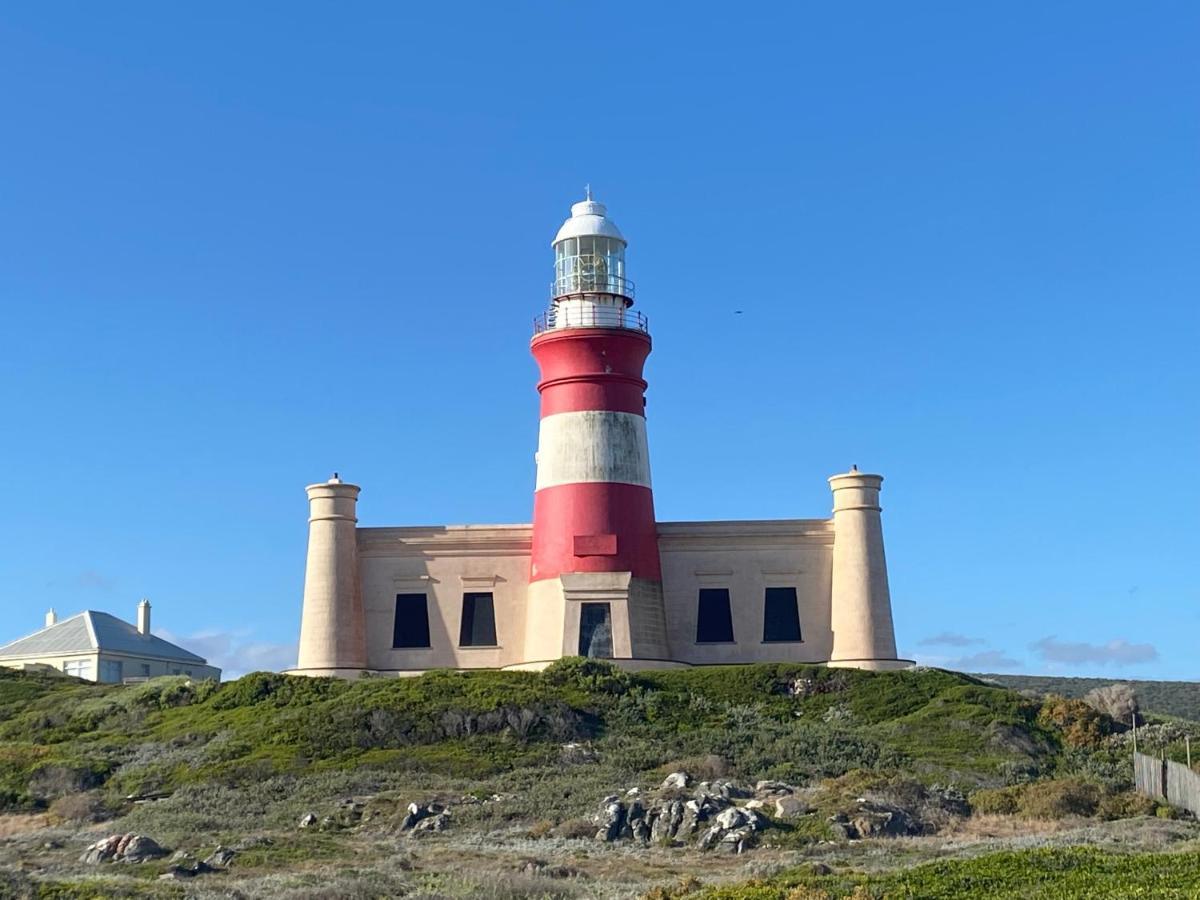 Zuidste Huisie Fisherman'S Cottage Struisbaai Extérieur photo